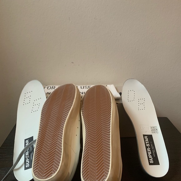 New Golden Goose Men’s size 42 - Picture 9 of 9